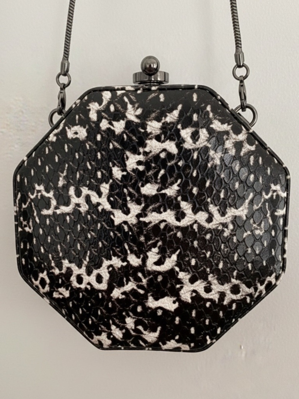 Designer Henri Bendel Luna Octagonal Micro Bag